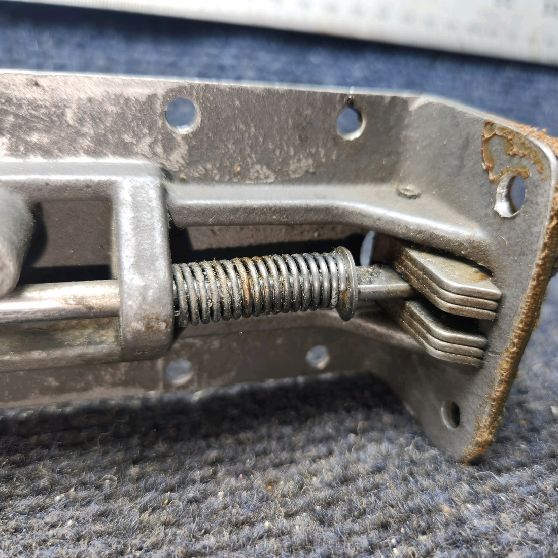 Used aircraft parts for sale, H2532-5 Hartwell Beechcraft C23 SUNDOWNER Cabin Door Latch Base Assy LH