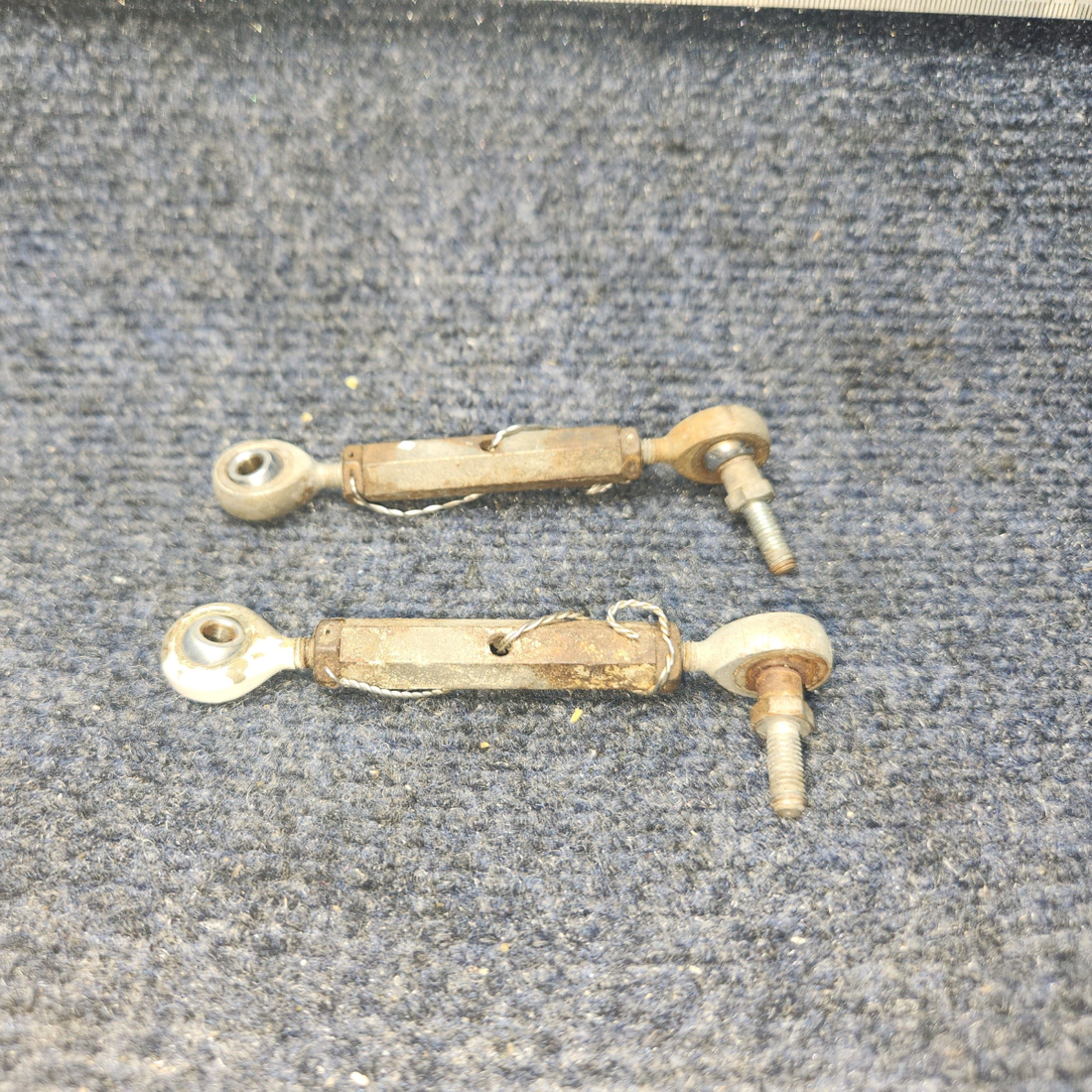 Used aircraft parts for sale, 2413102-1 Cessna 172RG Nose gear Door Rod Assy - Price is for Each