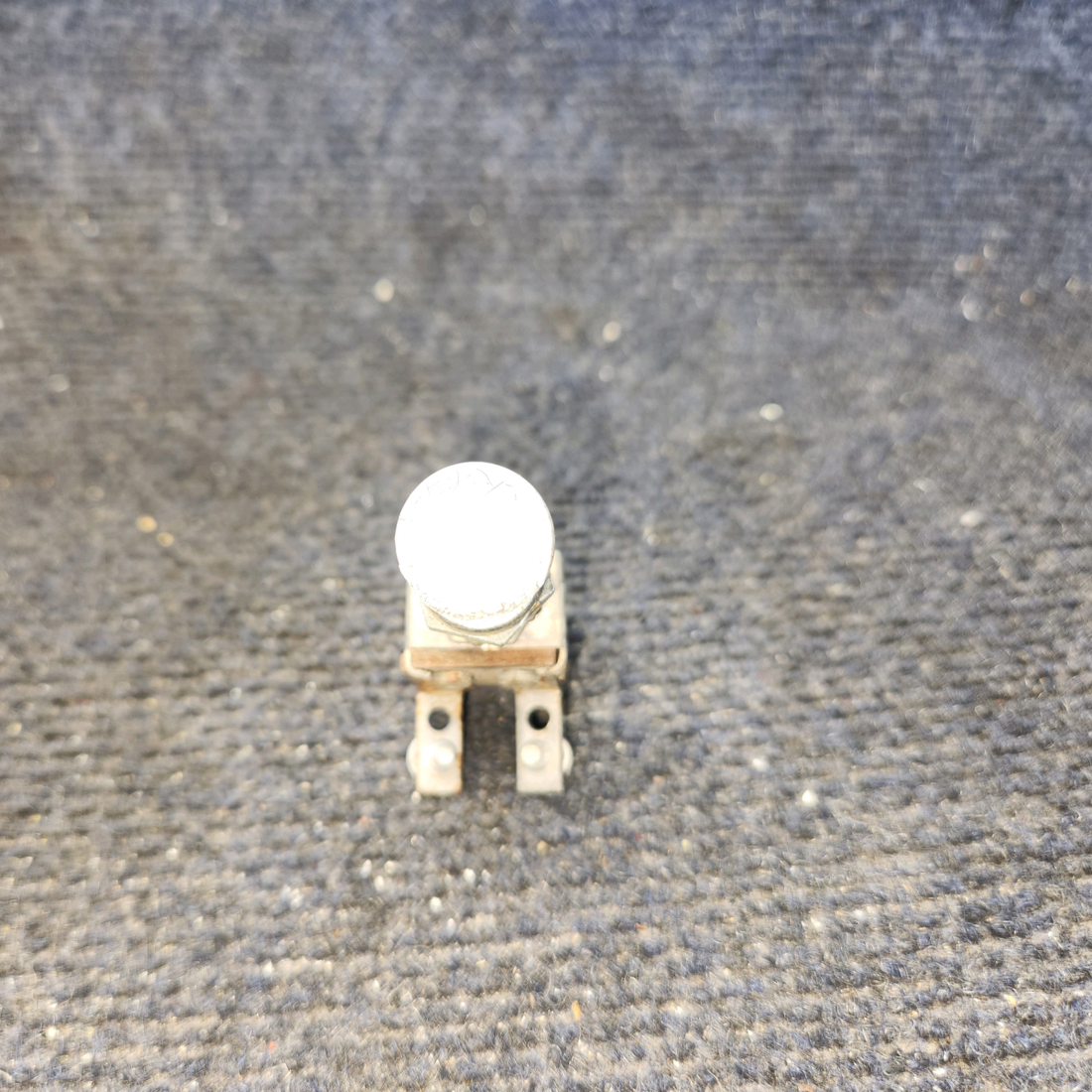 Used aircraft parts for sale, 0713026-4 Cessna 172F Push Pull Switch Assy - Price per Each