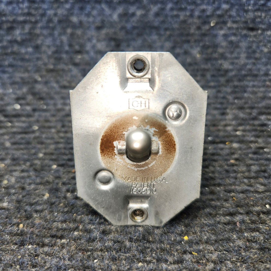 Used aircraft parts for sale, AN3023-3 BEECHCRAFT F35 Toggle Switch