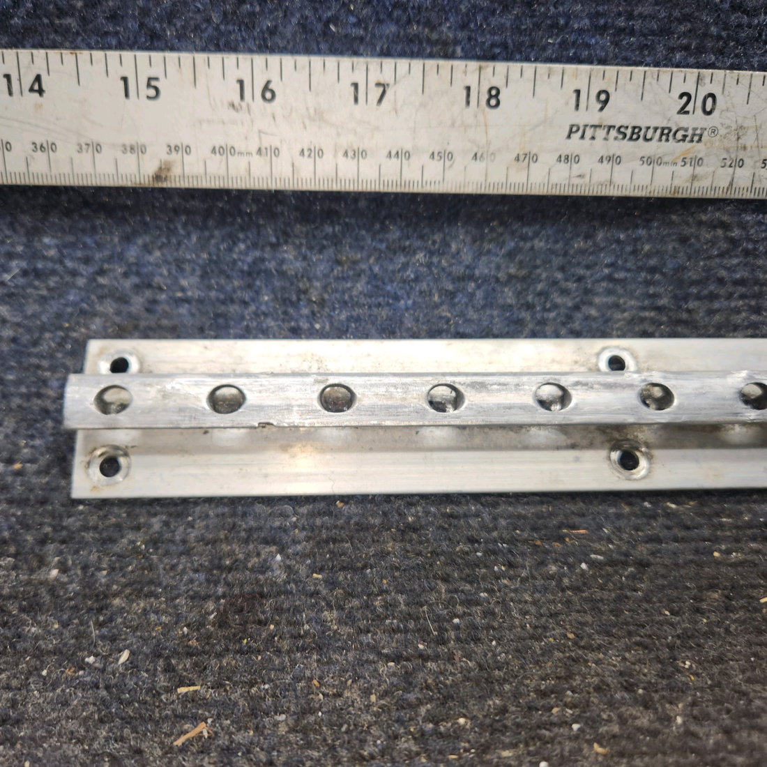 Used aircraft parts for sale, 0410219-1 cessna 150G Outboard Seat Rail Assembly