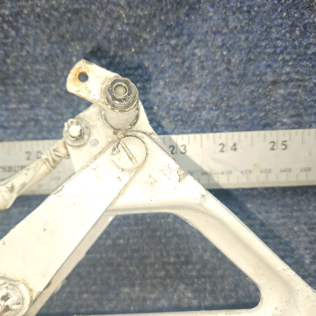Used aircraft parts for sale, 67025-002 PIPER PA28RT-201 Main Gear Truss Link Assy w/Fitting