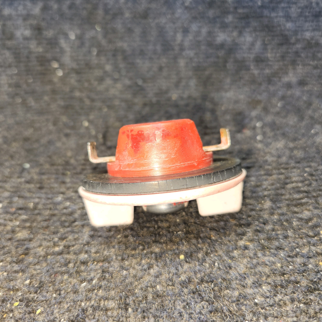 Used aircraft parts for sale, 0311360-4 Cessna 172E Fuel Cap