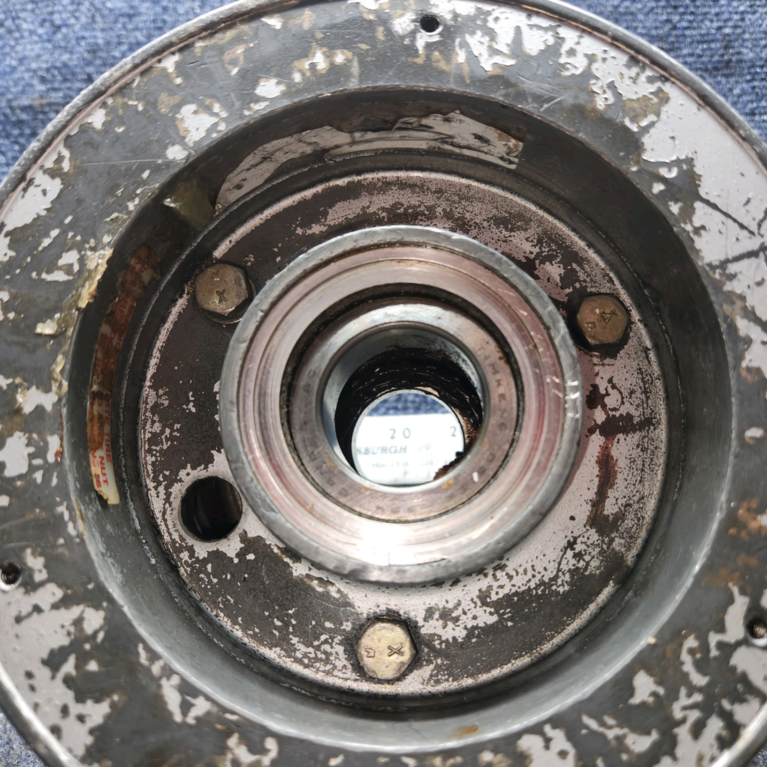 Used aircraft parts for sale, 40-77G Cleveland Piper PA32RT-300 Nose Wheel Assembly 5.00-5