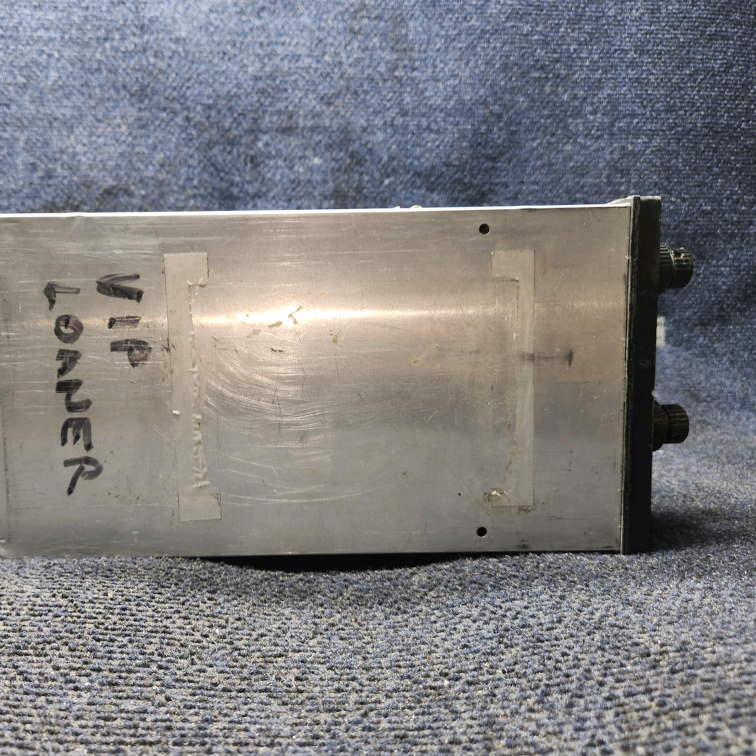 Used aircraft parts for sale, 069-1019-00 Bendix King Beechcraft C23 SUNDOWNER KX 175 NAV/COM – Includes Rack and Connector