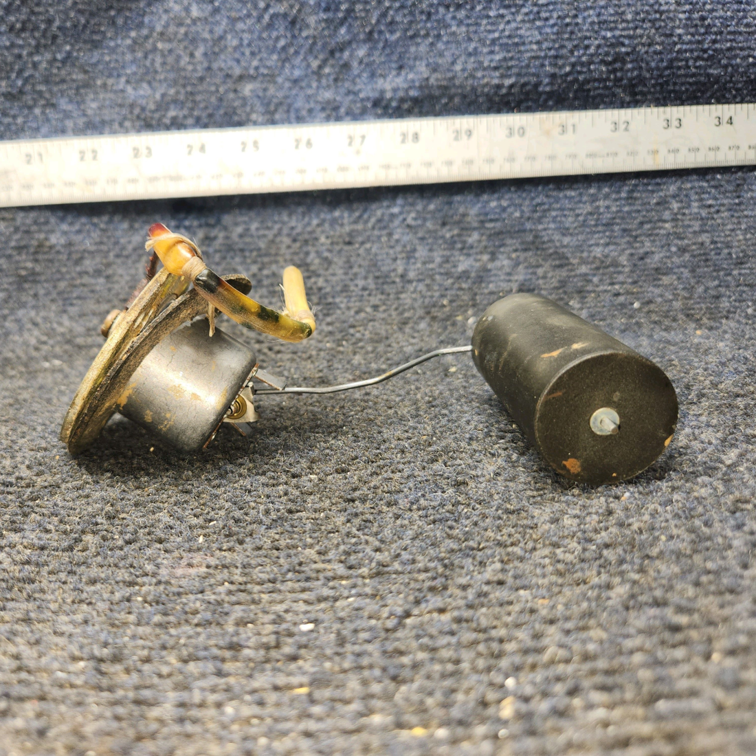 Used aircraft parts for sale, 0726110-1 Cessna 182G Fuel Transmitter and Float