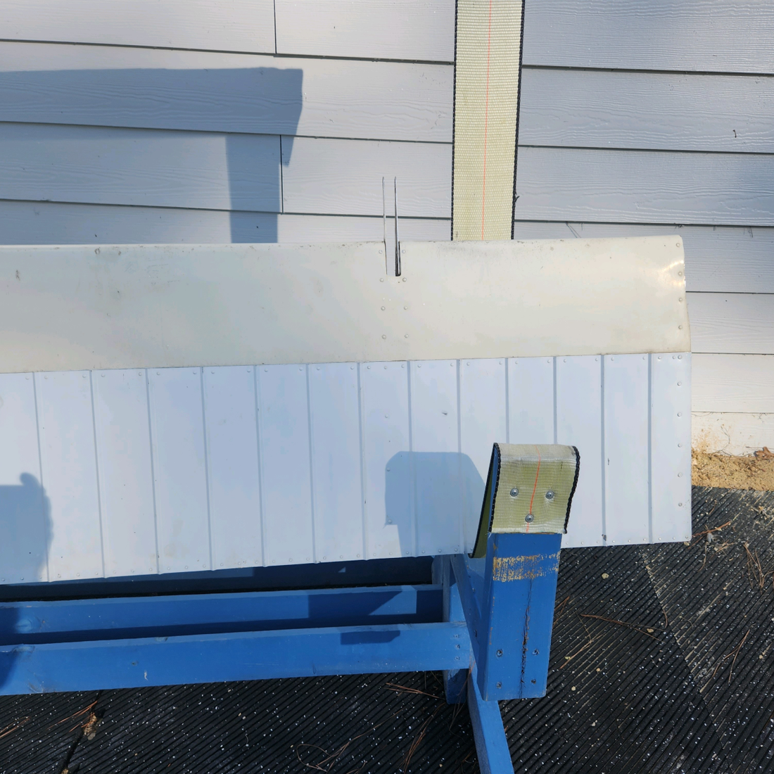 Used aircraft parts for sale, 0523901-38 CESSNA 172K FLAP ASSEMBLY RH "SEE PHOTOS FOR DETAILS"