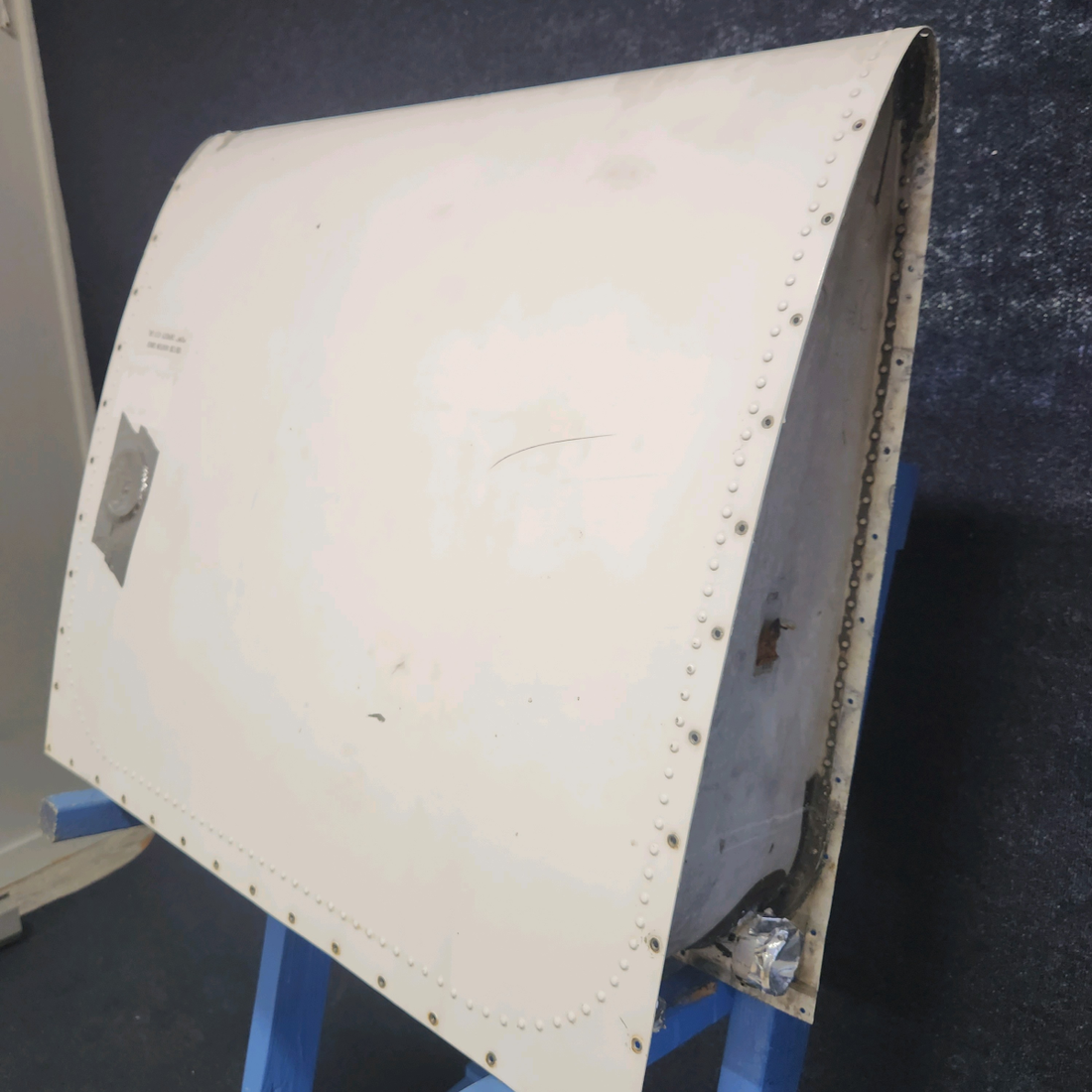Used aircraft parts for sale, 95070-005 Piper PA32RT-300 FUEL TANK ASSY OUTBOARD RH "SEE PHOTOS FOR DETAILS"
