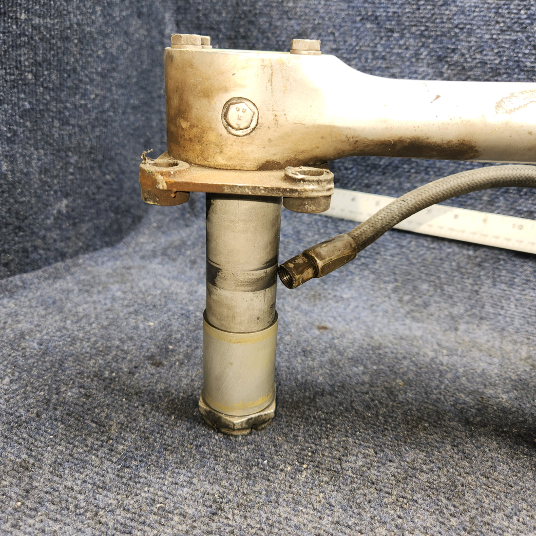 Used aircraft parts for sale, 169-810001-601 Beechcraft A24R Main Landing Gear Assembly LH