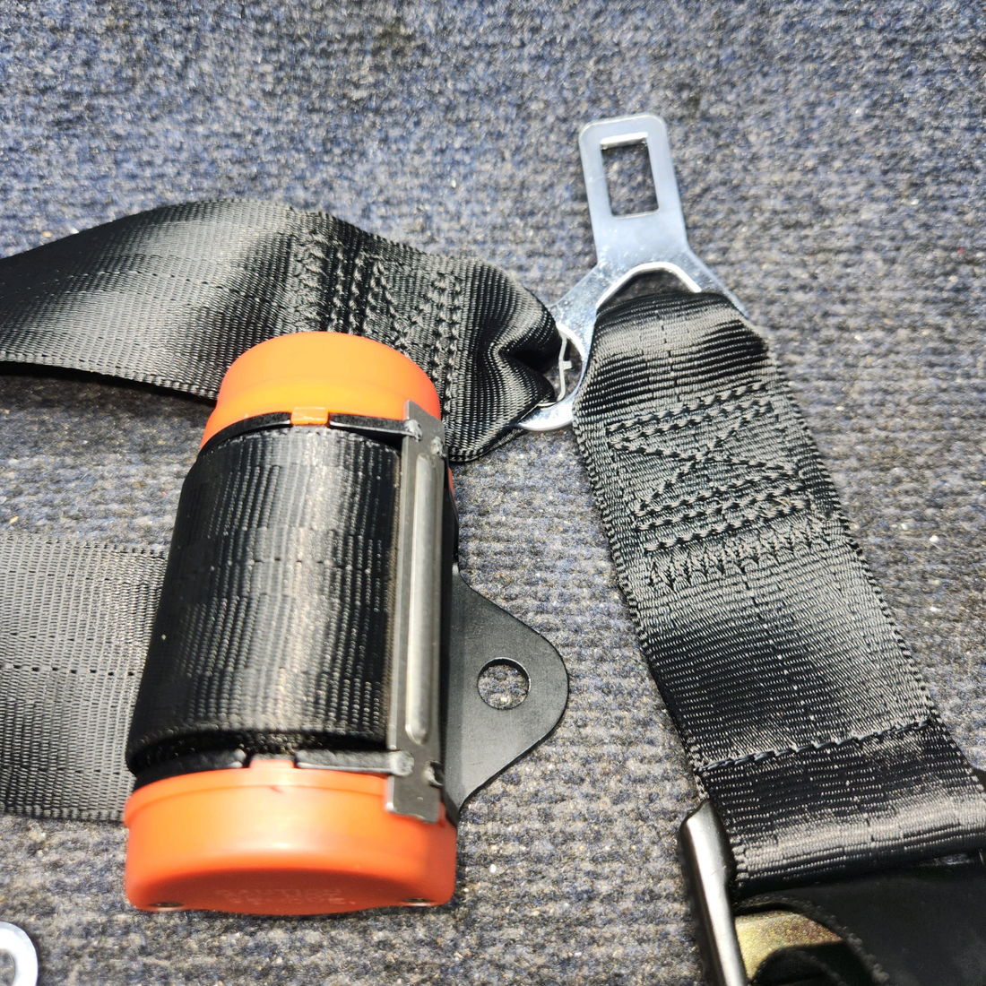 Used aircraft parts for sale, 564-886 Piper PA-34-220T IV & V, PA-32-301T II TC Belt Assembly – Lap + Shoulder (3-piece), Pilot / Crew-LH