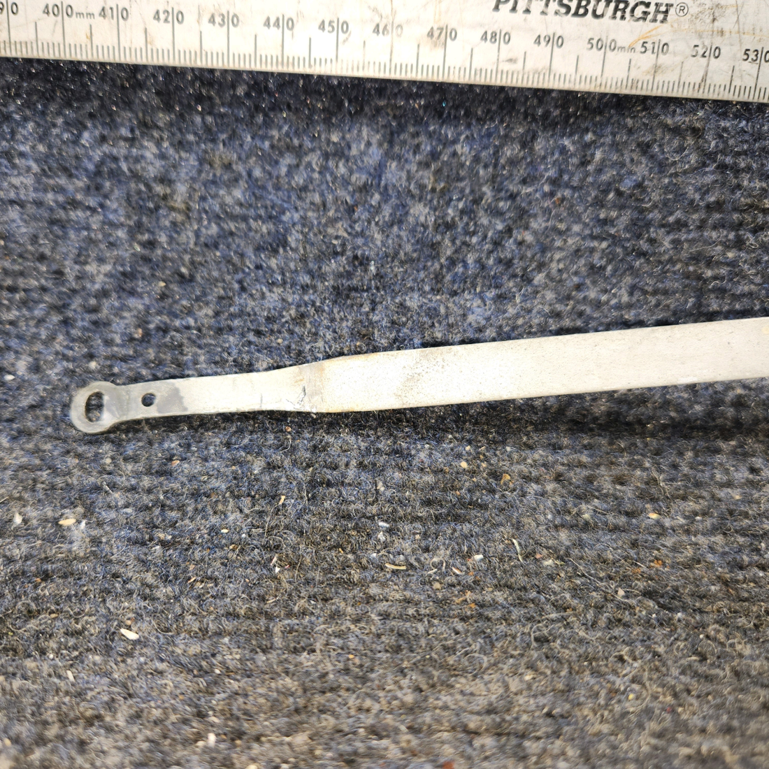 Used aircraft parts for sale, 0511112-18 Cessna 172E Cabin Door Latch Assembly