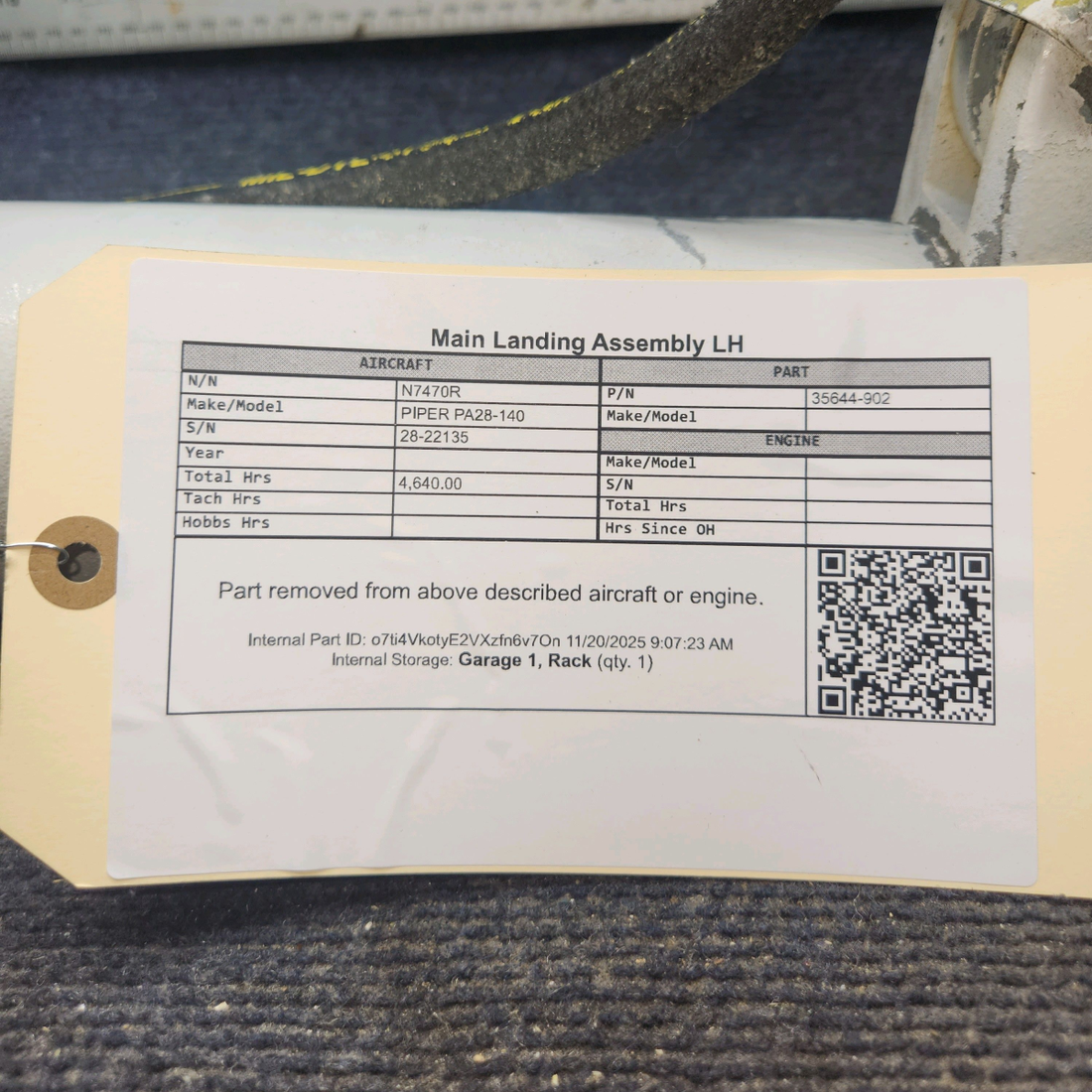 Used aircraft parts for sale, 35644-902 Piper PA28-140 Main Landing Assembly - LH