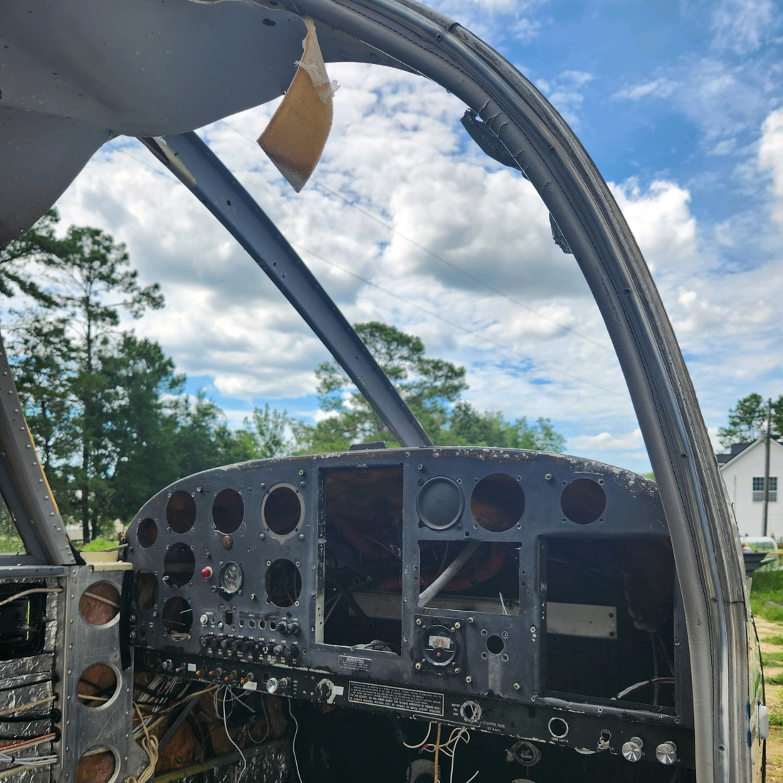 Used aircraft parts for sale, Piper PA28-140 Fuselage PIPER PA28-140 PIPER PA28-140 FUSELAGE W LOGS- NO AIRWORTHINESS - "ONLY FOR PARTS"