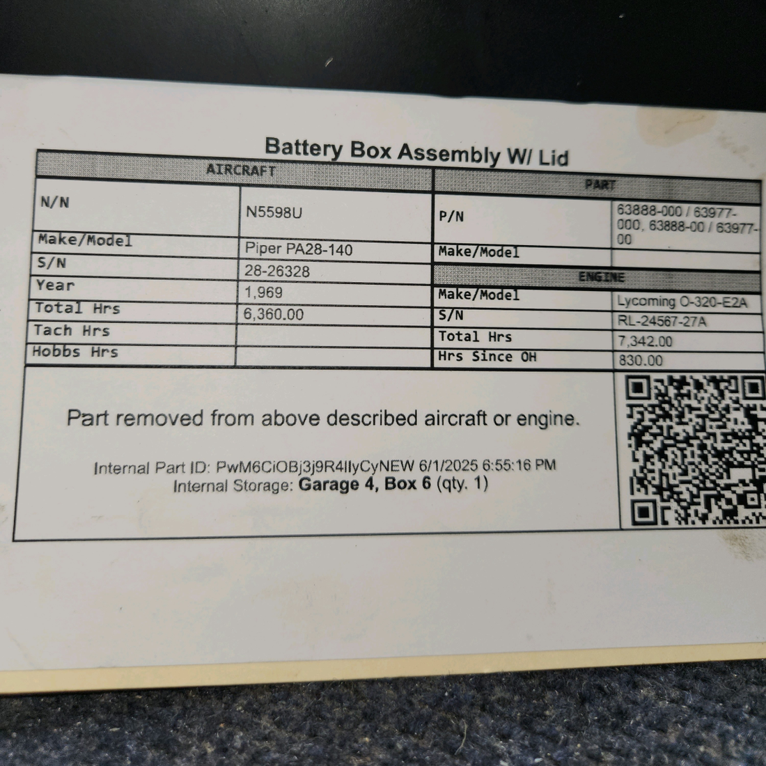 Used aircraft parts for sale, 63888-000 / 63977-000 Piper PA28-140 Battery Box Assembly W/ Lid