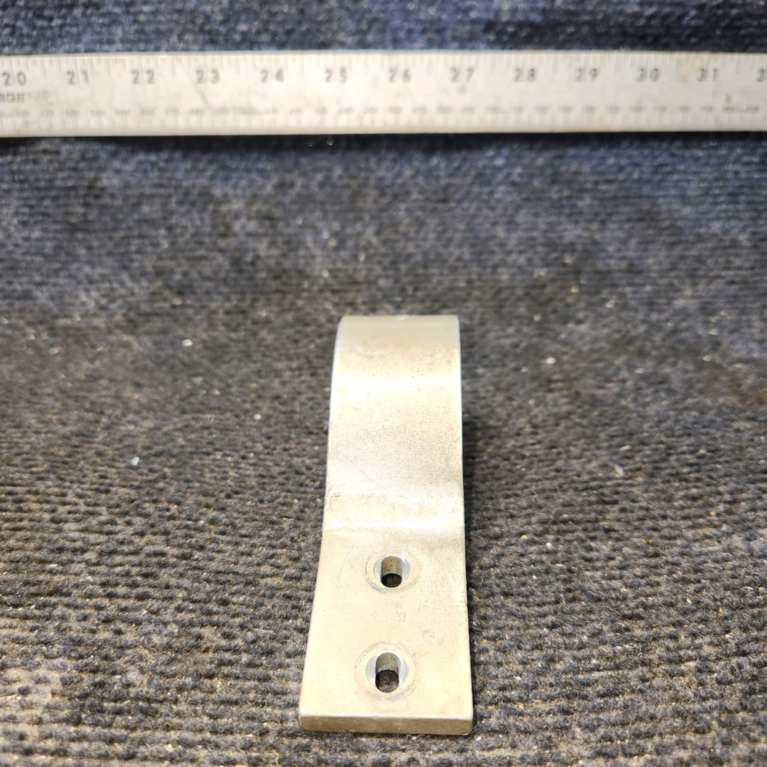 Used aircraft parts for sale, 0711102 Cessna 172F Baggage Door Hinge Assembly