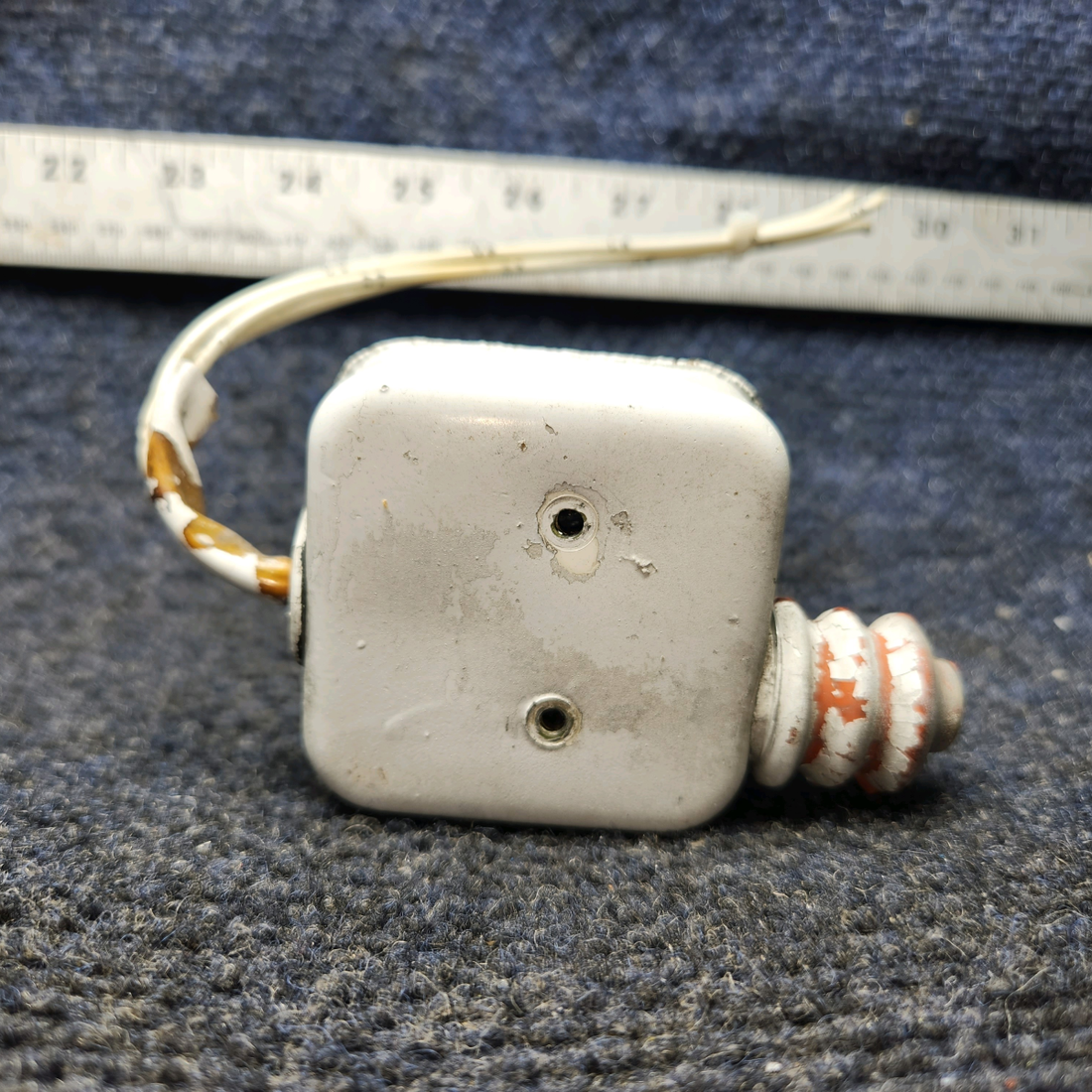 Used aircraft parts for sale, 95-361014 BEECHCRAFT 95-55B Landing Gear Safety Switch Assembly