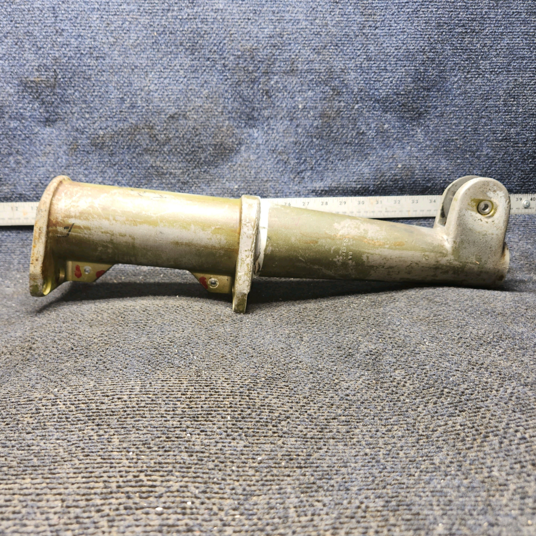 Used aircraft parts for sale, 65319-004 Piper PA-28-140 Main Gear Cylinder