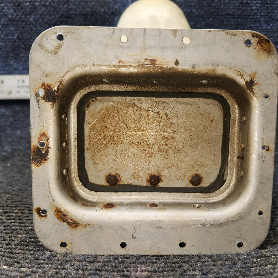 Used aircraft parts for sale, 0553001-1 Cessna 172F Warm Air Valve with Seat