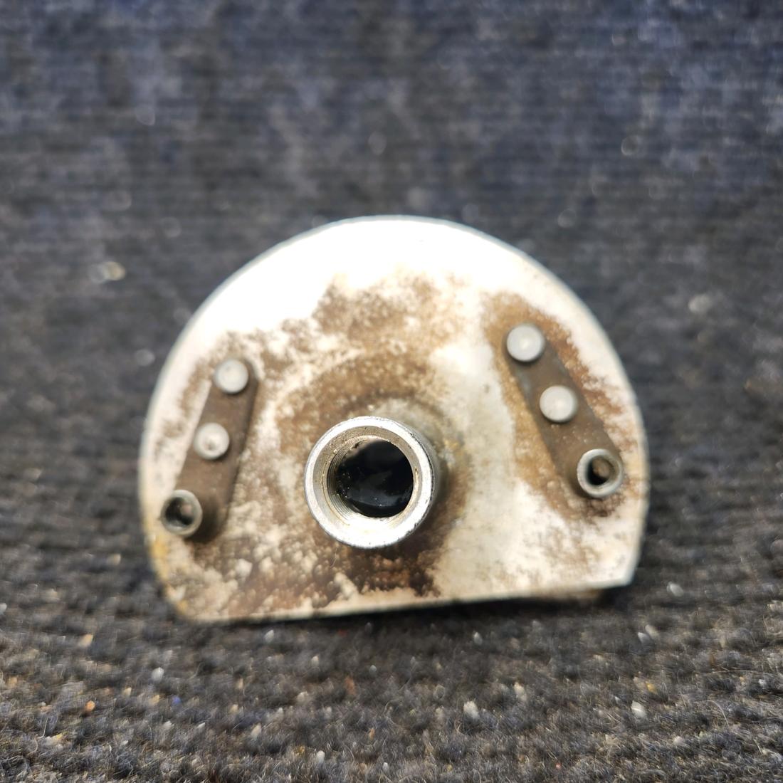 Used aircraft parts for sale, 0322526-6 Cessna 182G Fuel Tank Drain Adapter