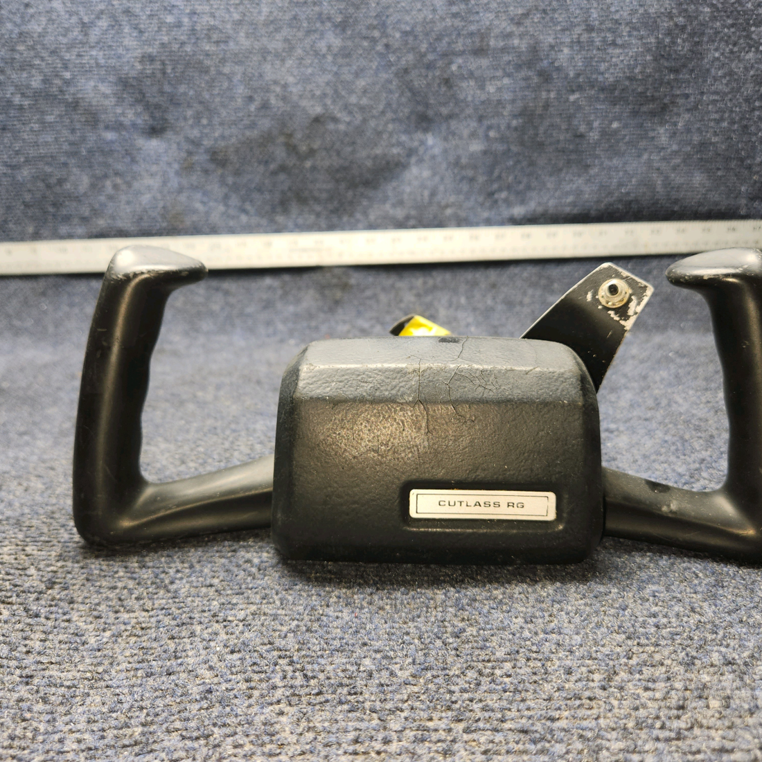 Used aircraft parts for sale, 0513260-4 Cessna 172RG Co-Pilot Control Wheel