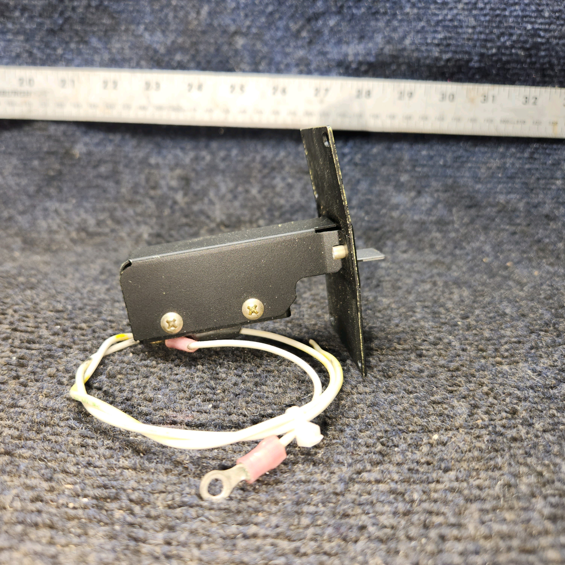 Used aircraft parts for sale, 186-12 Safe Flight Instruments 186-12 Cessna Lift Detector