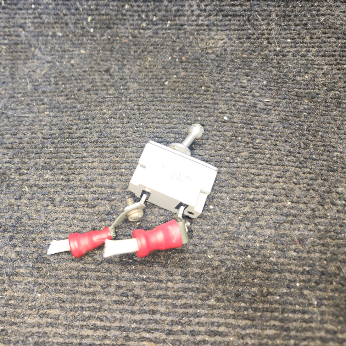 Used aircraft parts for sale, 7270-1-35 Klixon piper PA-28-181 Toggle Switch