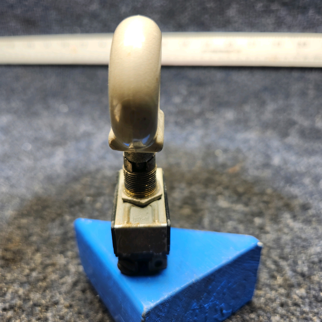Used aircraft parts for sale, 487-936 Piper PA32RT-300 LANDING GEAR POSITION SWITCH  CUTLER-HAMMER