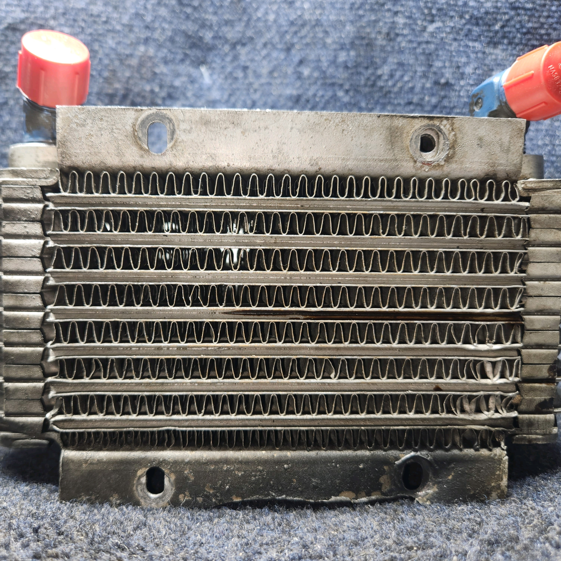 Used aircraft parts for sale, 18622-000 Harrison AP07AU06-03 Piper PA28-140 Oil Radiator
