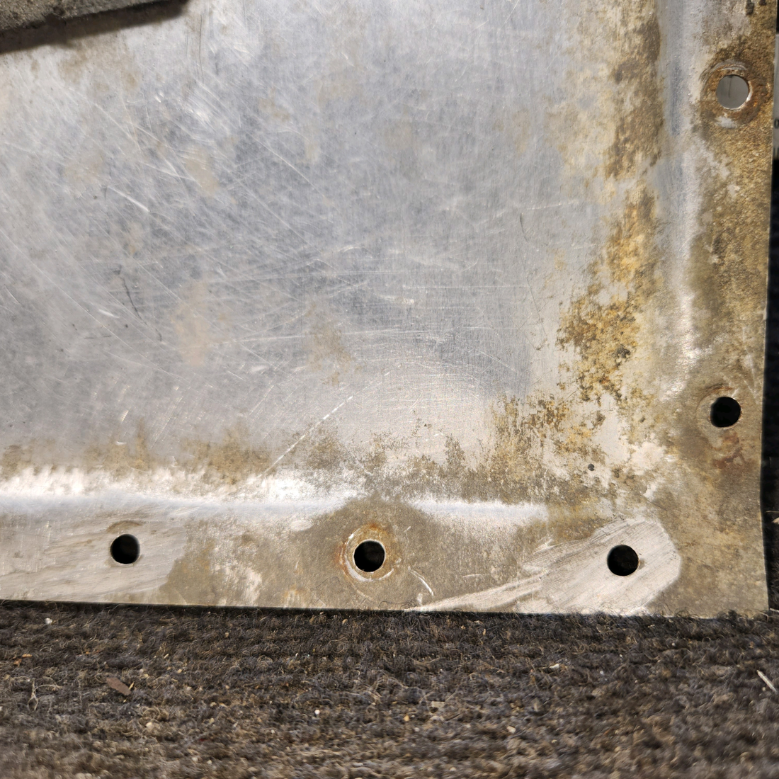 Used aircraft parts for sale, 0413429-2 cessna 150G Front Floorboard Foot Pan – RH
