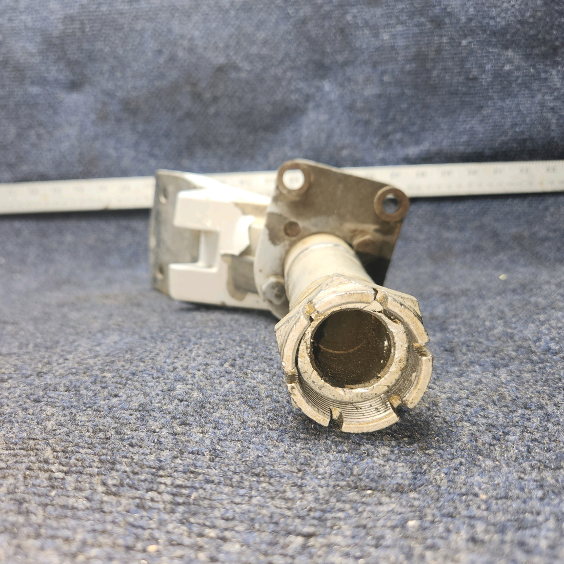 Used aircraft parts for sale, 701042-1 American Gruman A1A AXLE MAIN LANDING GEAR