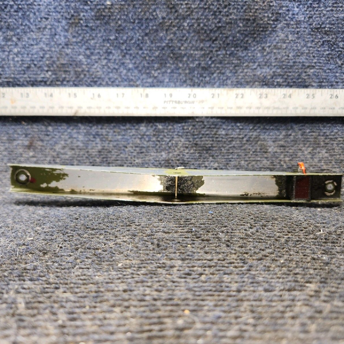 Used aircraft parts for sale, 62746-000 piper PA-28-181 Aileron Control Pulley Bracket
