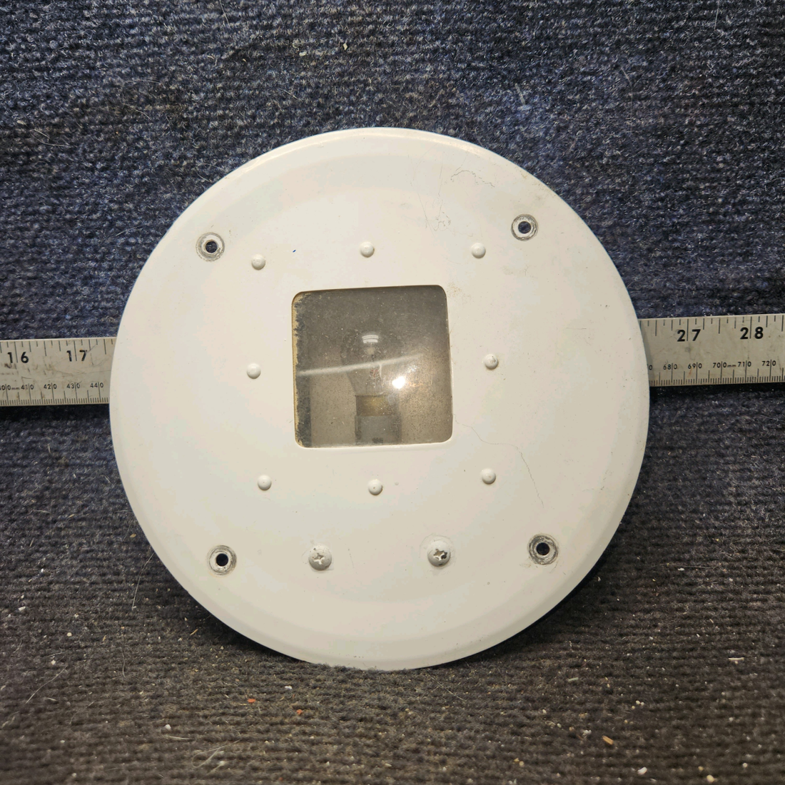 Used aircraft parts for sale, 0521101-2 cessna 172N Courtesy Light Plate Assembly