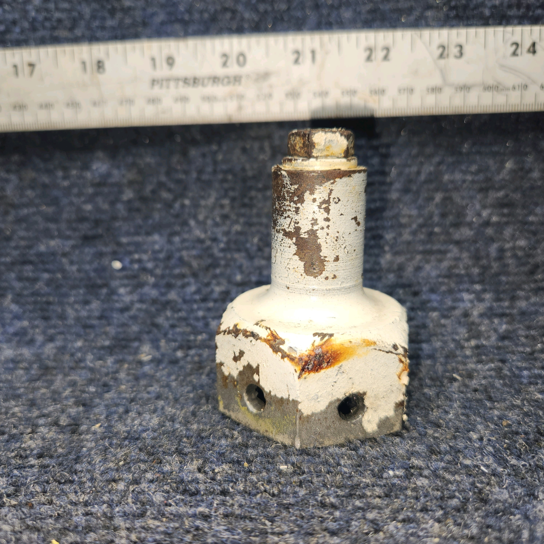 Used aircraft parts for sale, 0741047-1 Cessna C-150J Nut – Wheel Fairing Support
