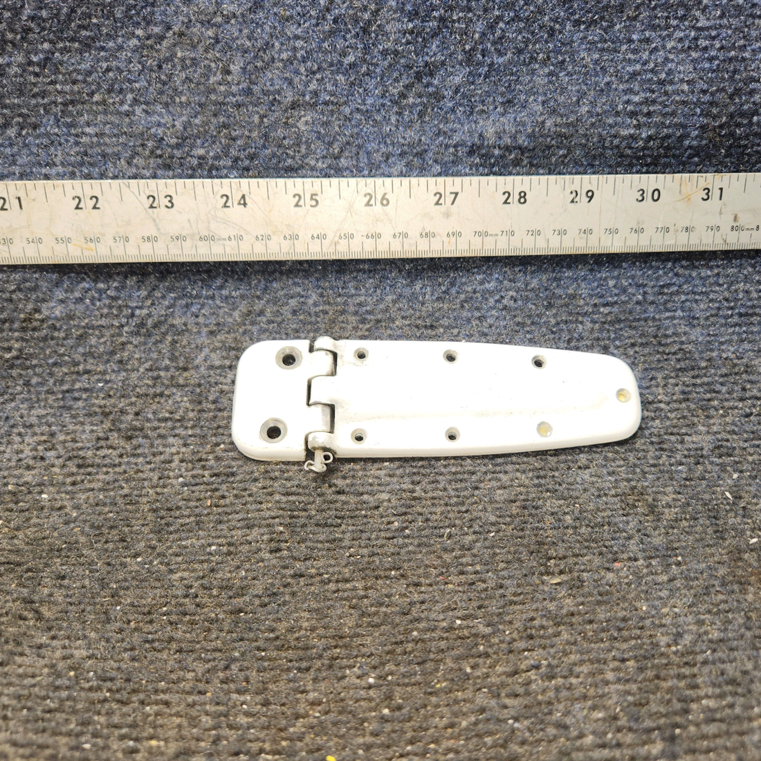 Used aircraft parts for sale, 0711037-19, 0711037-21 Cessna 182G Cabin Door Hinge Assembly Lower LH