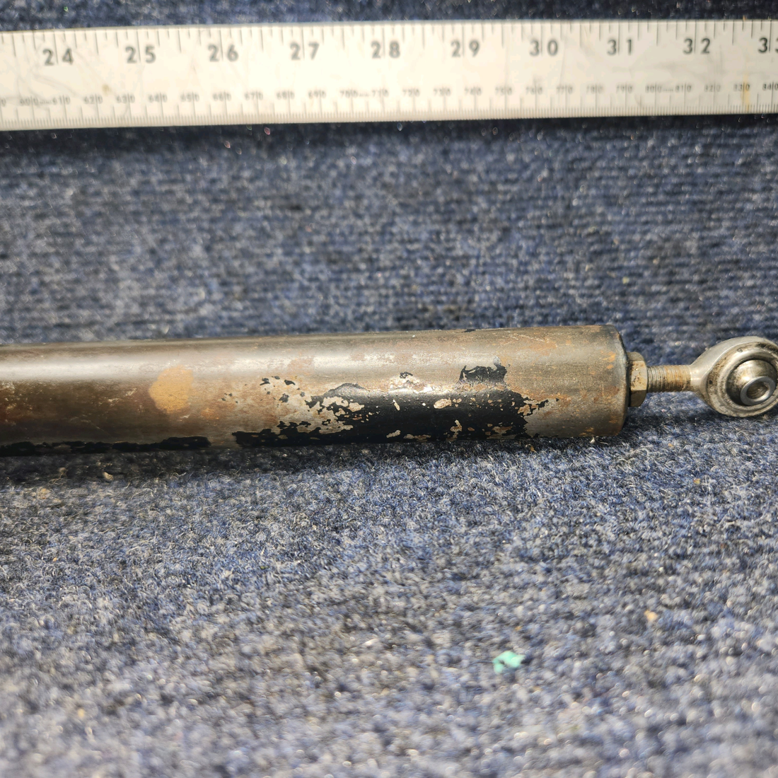 Used aircraft parts for sale, 76425-000 PIPER PA28RT-201 Bungee Assy Nose Wheel LH