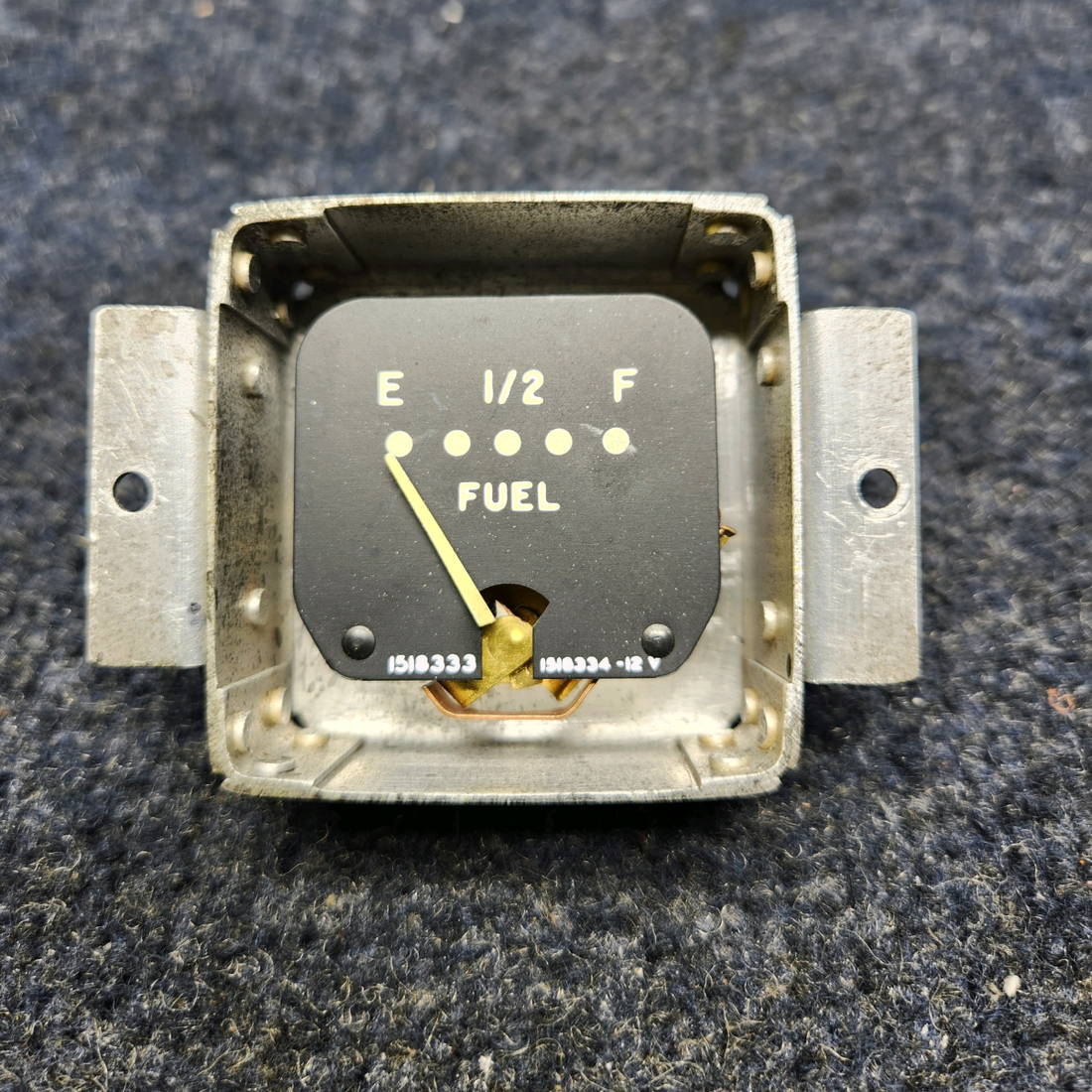 Used aircraft parts for sale, 1518333 BEECHCRAFT F35 STEWART-WARNER FUEL GAUGE INDICATOR 12 VOLTS PRICE PER EACH