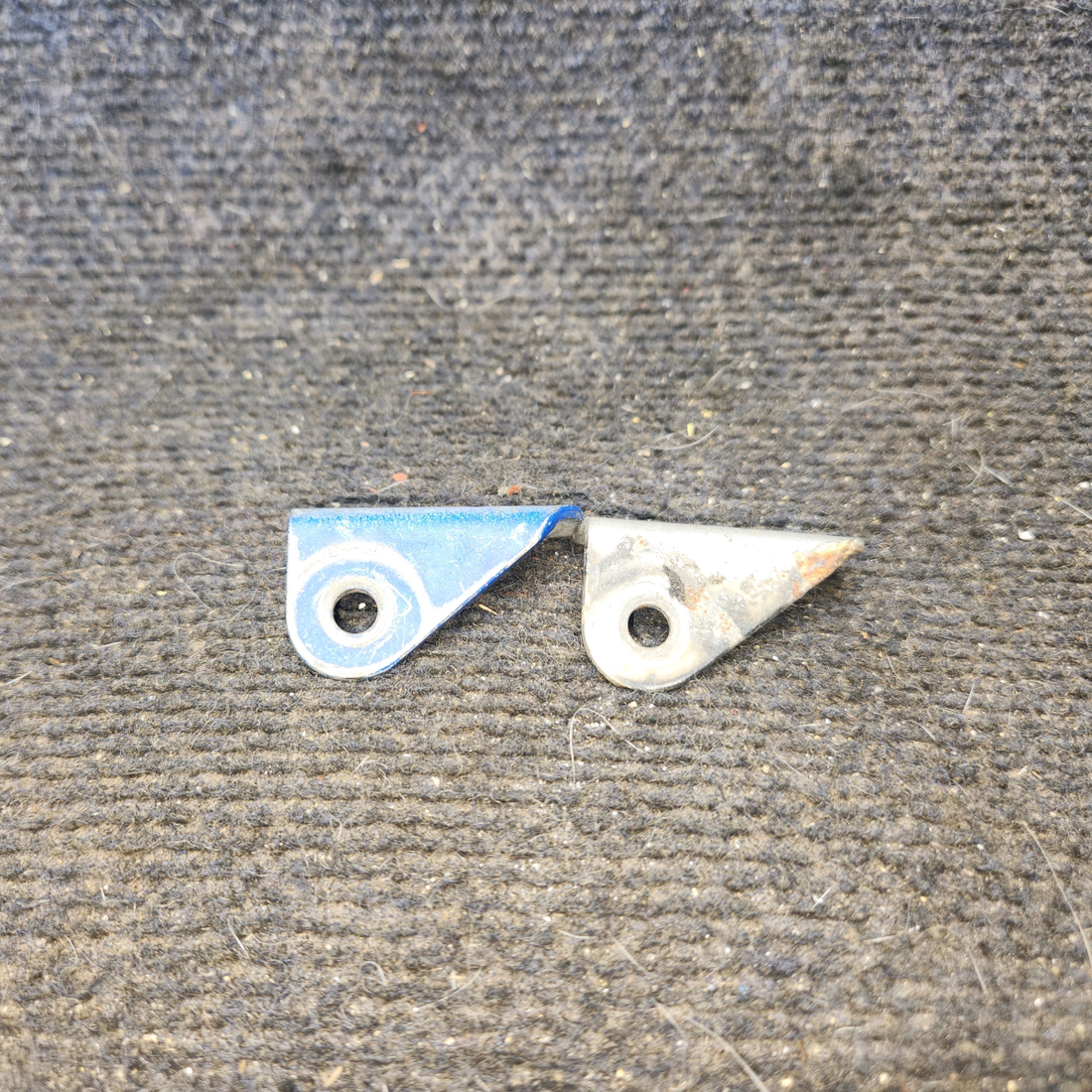 Used aircraft parts for sale, 0510205-10 cessna 172N Seat Belt Fitting Outboard RH / Inboard LH