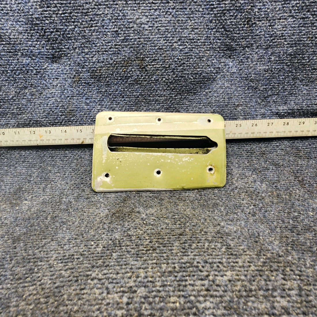 Used aircraft parts for sale, 0511071-3 CESSNA 172K LANDING GEAR FILLET PLATE LH