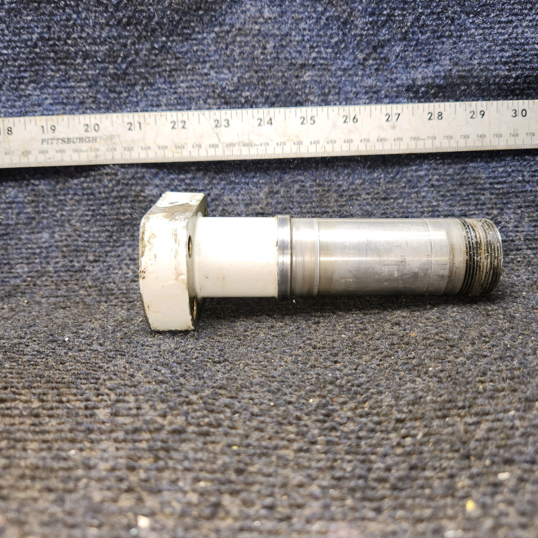 Used aircraft parts for sale, 0541124 Cessna 172E Main Landing Gear Aluminum Axle