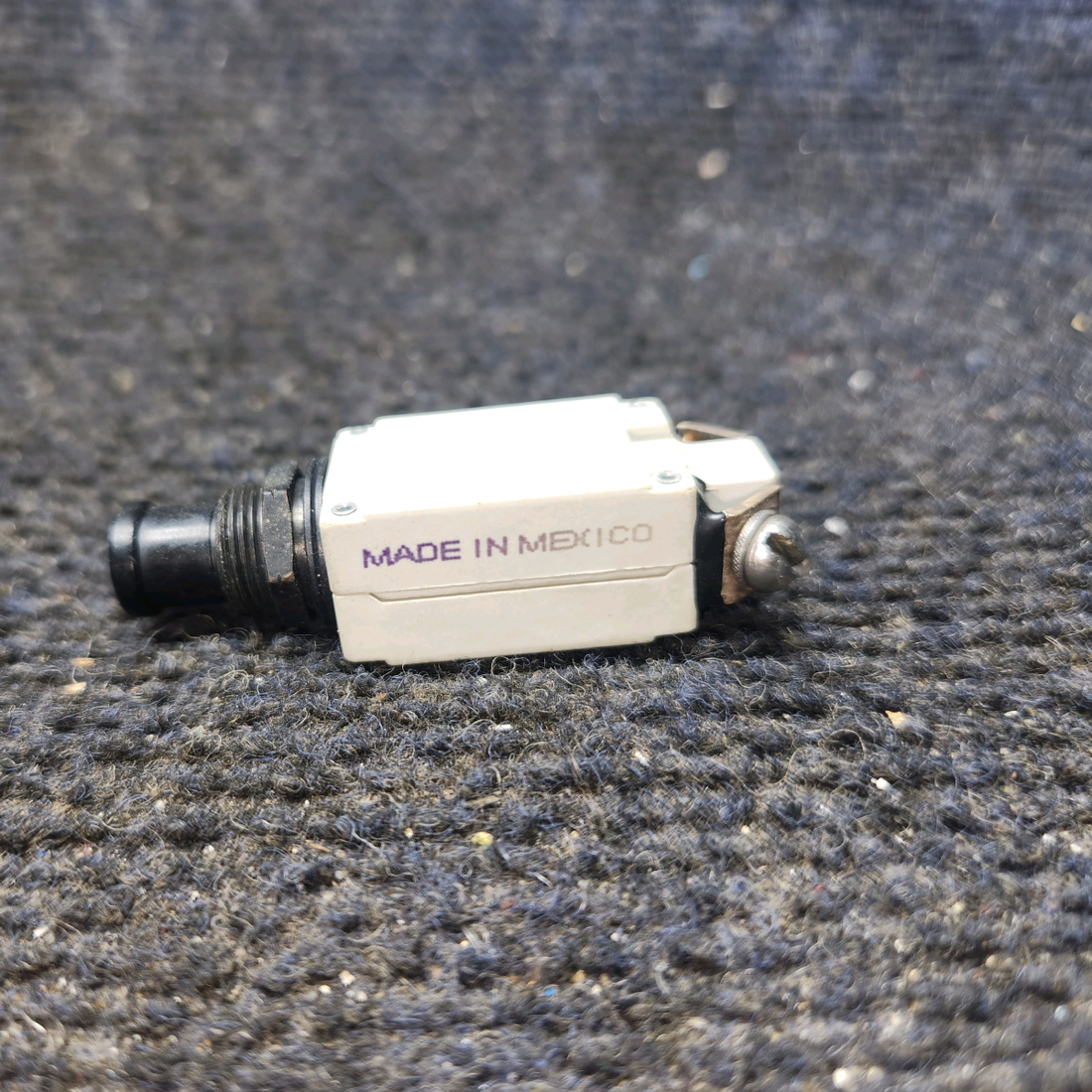 Used aircraft parts for sale, 7277-5-10 Klixon 7277 Cessna 172E Circuit Breaker 10 AMP Price Per Each