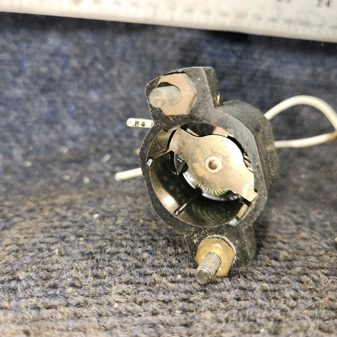 Used aircraft parts for sale, S1407-6, 0713738-3 Cessna 172E Stall Warning Horn with Bracket