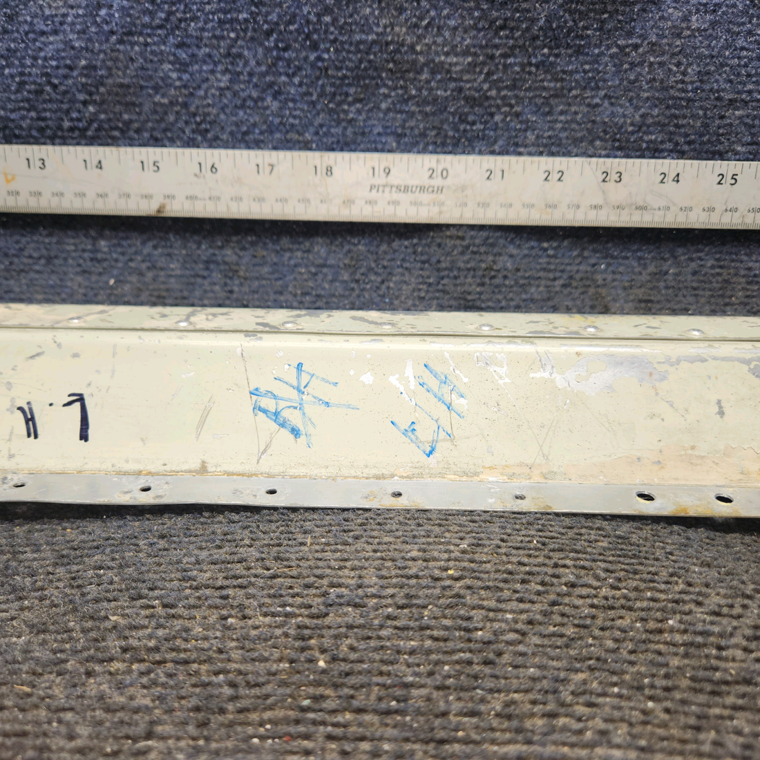 Used aircraft parts for sale, 0511116-12 Cessna 172E Lower Door Sill Assy With Support LH