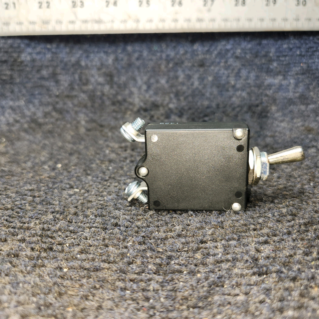 Used aircraft parts for sale, W31X2M1G10 Tyco Electronics W31 Series PIPER PA-24-250 Circuit Breaker – 10 Amps, Price per Each