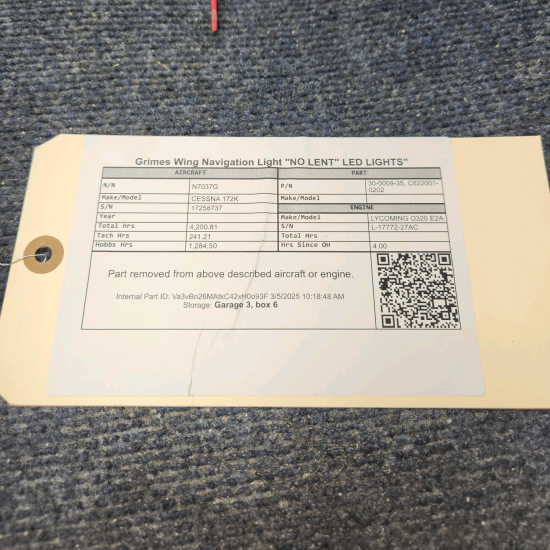 Used aircraft parts for sale, 30-0009-35 GRIMES CESSNA 172K WING NAVIGATION LIGHT "NO LENS" LED LIGHTS"