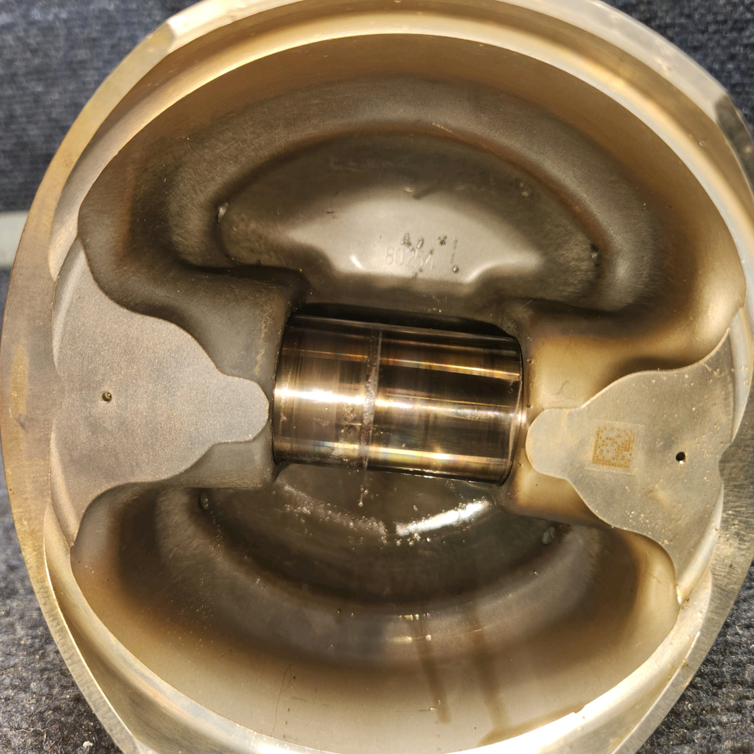 Used aircraft parts for sale, LW-12416 Lycoming O-320-D2A Piper PA28-140 CLY Wide Deck Chrome with High Compression Piston