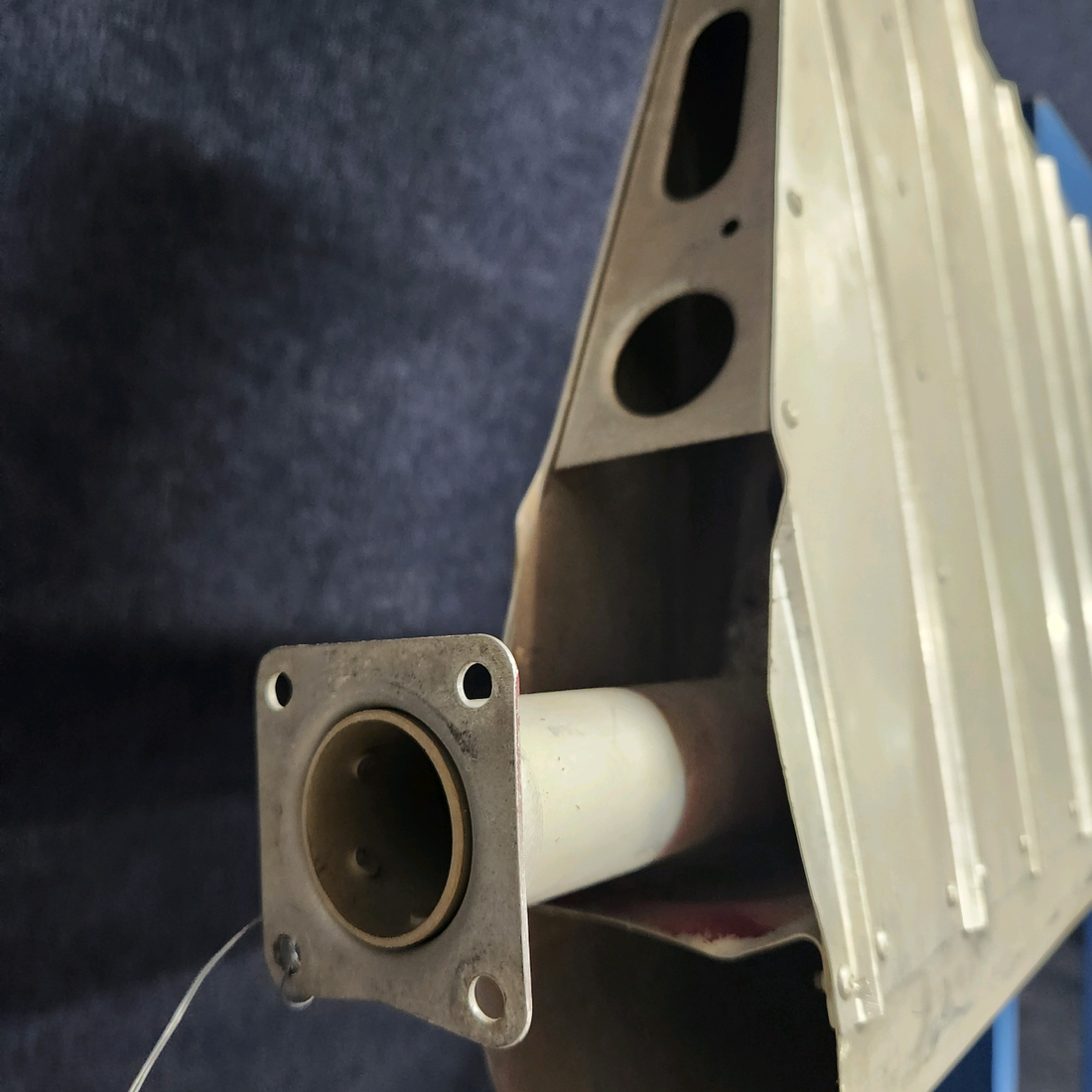 Used aircraft parts for sale, 2432000-810 Cessna  [part_model] CESSNA 172 ELEVATOR ASSEMBLY RH- NO TRIM