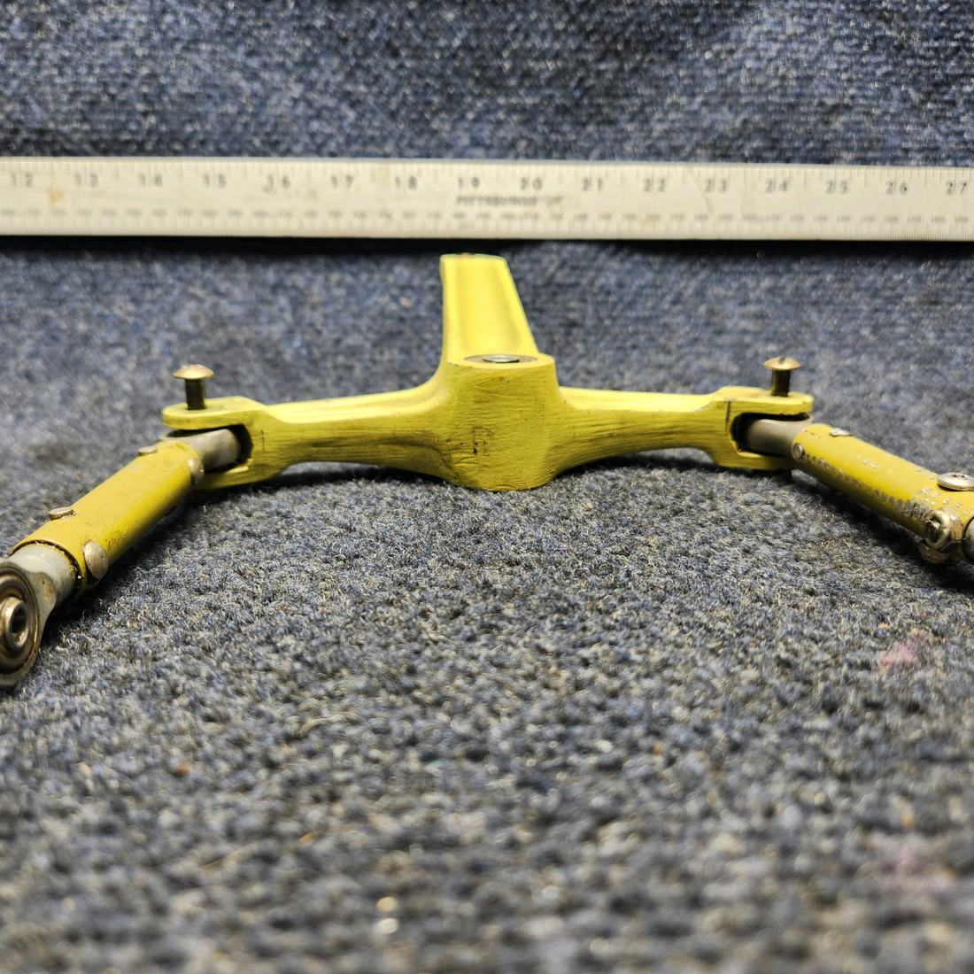 Used aircraft parts for sale, 002-410039-7 Beechcraft F33A RUDDER CONTROL BELLCRANK RH W RODS