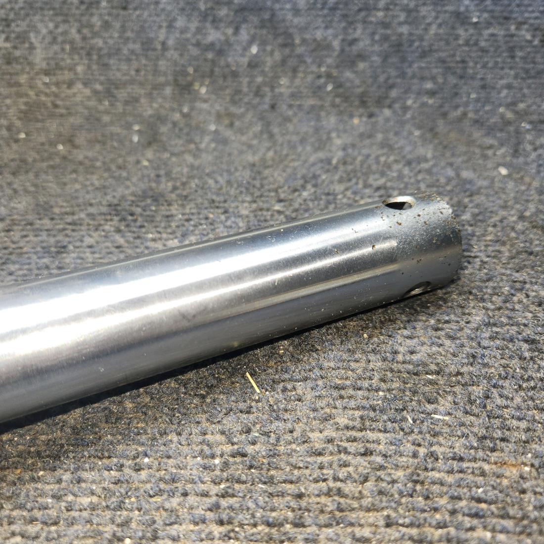 Used aircraft parts for sale, 0760640-1 Cessna 182G Control Tube w Bearing Assy