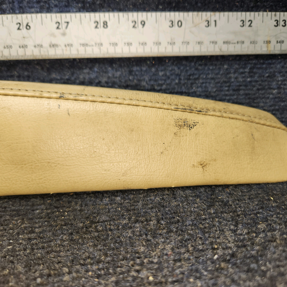 Used aircraft parts for sale, 0500104-53 Cessna 172 Arm Rest RH