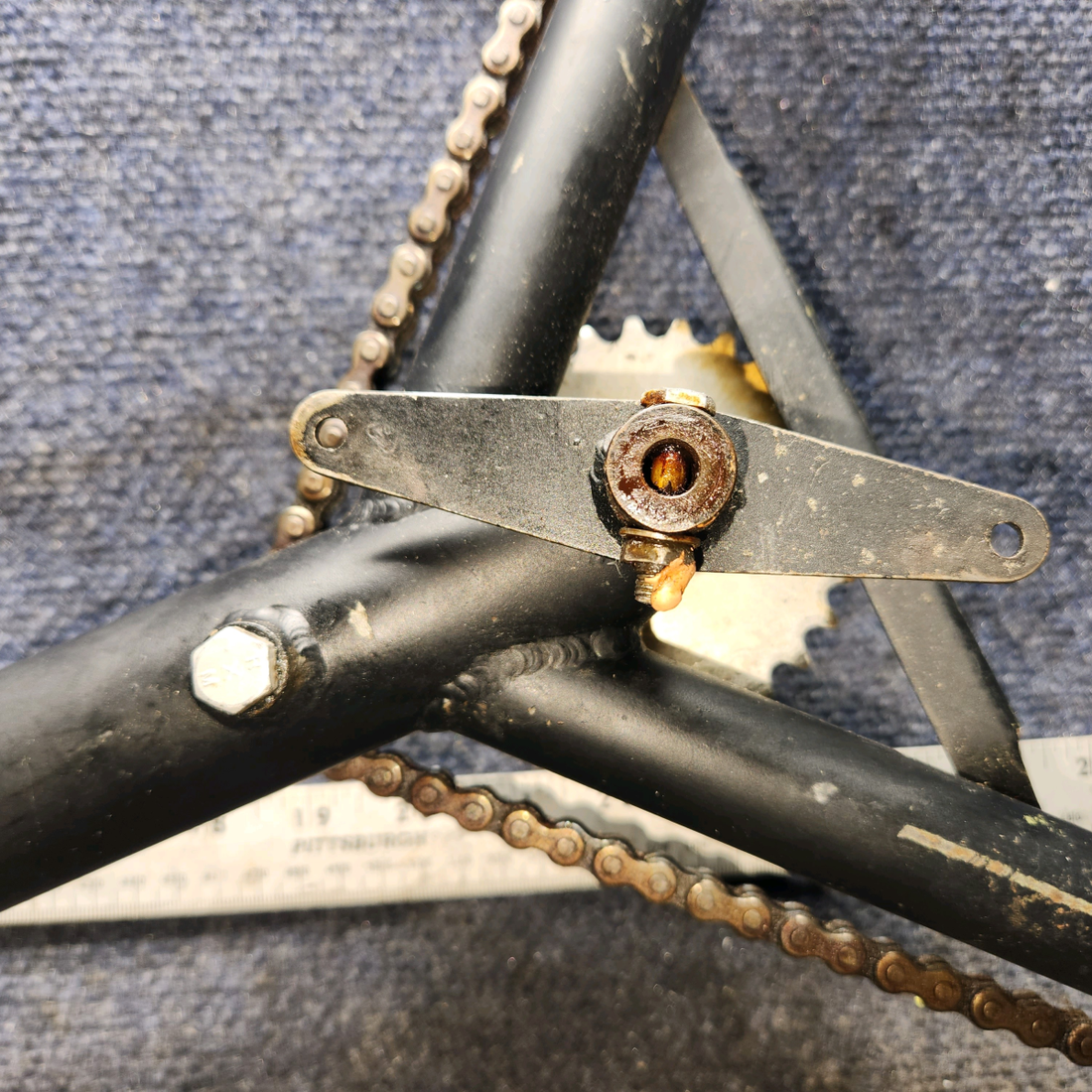 Used aircraft parts for sale, 0413368-1 cessna 150G Control “Y” Yoke Weld Assy with Chains and Gears